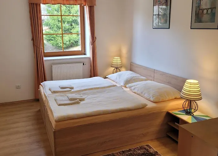 Lägenhet With 2 And Kitchen Kubu